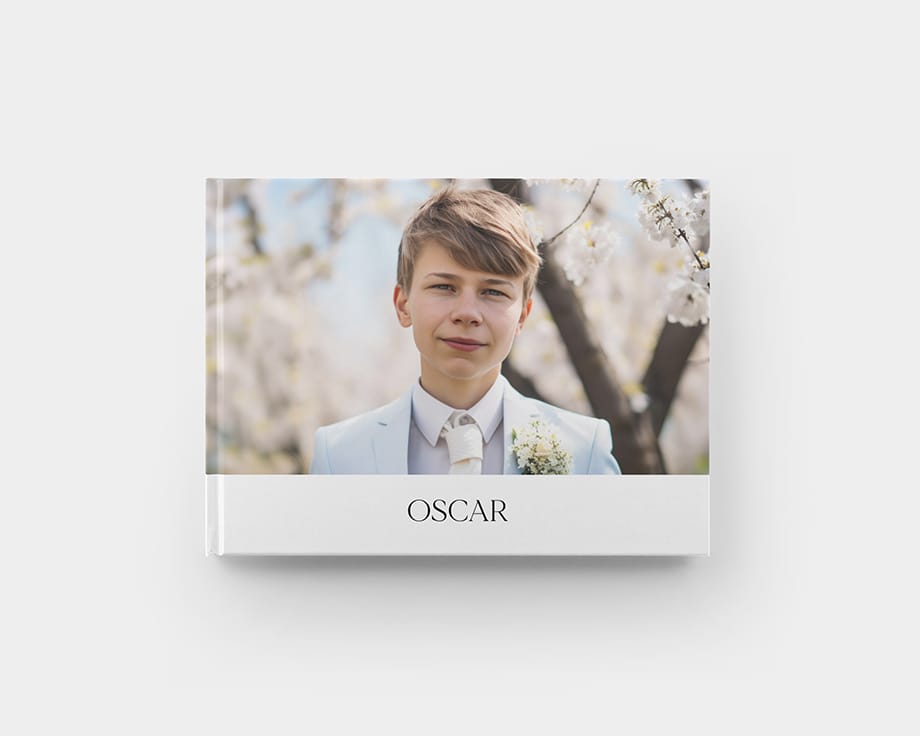 libro orizzontale medio con copertina rigida