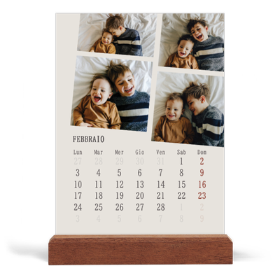 Calendario con supporto in legno verticale  — Ricordi in movimento [Febbraio]