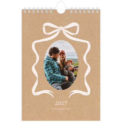 Calendario fotografico A5 — Kraft e fiocco [copertina]