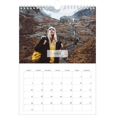 Calendario personalizzato A4 — Calendario classico [Marzo]