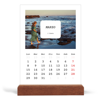 Calendario con supporto in legno verticale  — Tutta la storia [Marzo]