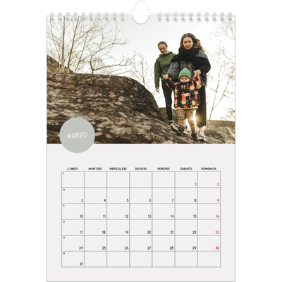 Calendario personalizzato A4 — Adesivo fotografico [Marzo]