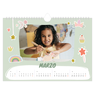 Calendario fotografico A4 — Unicorno arcobaleno [Marzo]