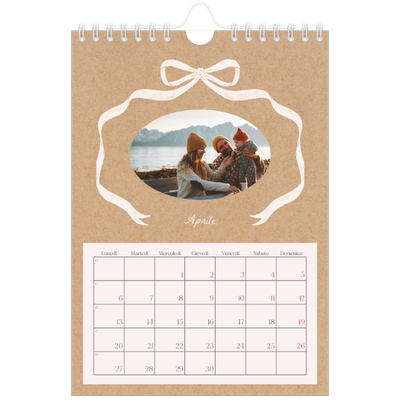 Calendario fotografico A5 — Kraft e fiocco [Aprile]