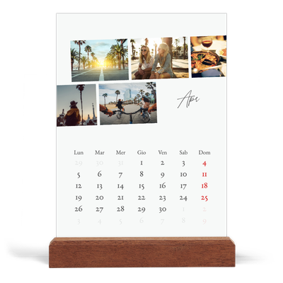 Calendario con supporto in legno verticale  — Soggiorno in città [Aprile]
