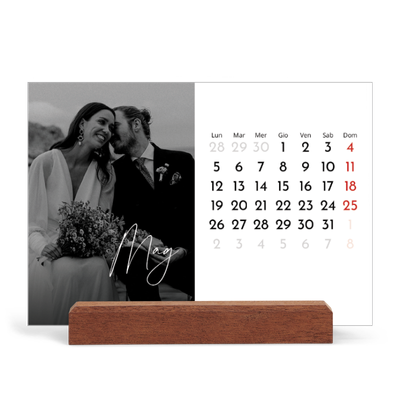 Calendario con supporto in legno orizzontale  — Scrittura elegante [copertina]