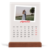 Calendario con supporto in legno verticale  — Firmato in cremisi [Aprile]