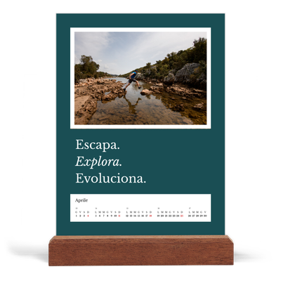 Calendario con supporto in legno verticale  — Terra editoriale [Aprile]