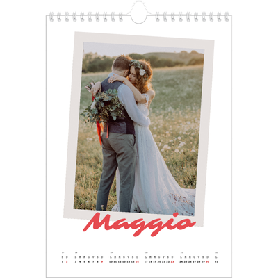 Calendario personalizzato A4 — Firmato in cremisi [Maggio]