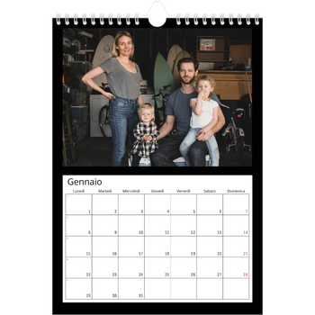 Calendario personalizzato A4 — Margine nero