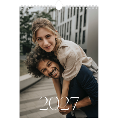Calendario personalizzato A4 — Più grande della vita [copertina]