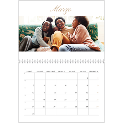 Calendario A4 Doppio — Scatole con strisce fotografiche [Marzo]