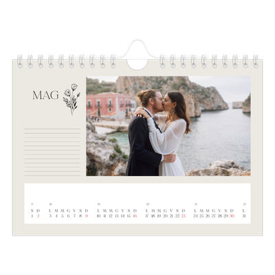 Calendario fotografico A5 — Iniziali in fiore [Maggio]