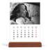 Calendario con supporto in legno verticale  — Scrittura elegante [Marzo]