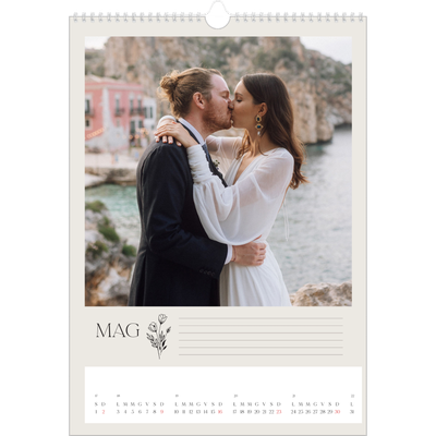 Calendario A3 verticale — Iniziali in fiore [Maggio]