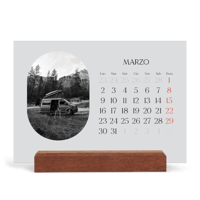 Calendario con supporto in legno orizzontale  — La strada aperta [Marzo]