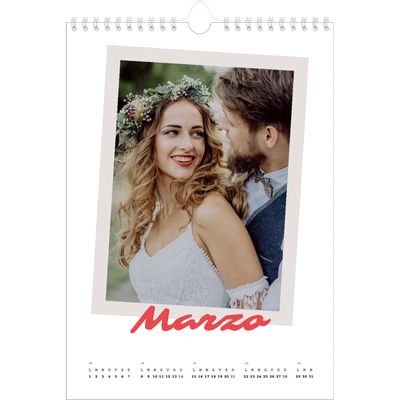 Calendario personalizzato A4 — Firmato in cremisi [Marzo]