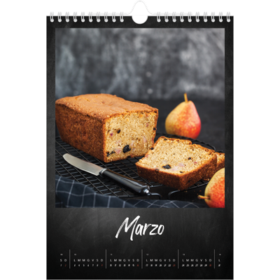 Calendario personalizzato A4 — Stile lavagna [Marzo]