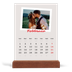 Calendario con supporto in legno verticale  — Firmato in cremisi [Febbraio]