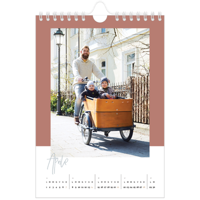 Calendario fotografico A5 — Cornici terrose [Aprile]