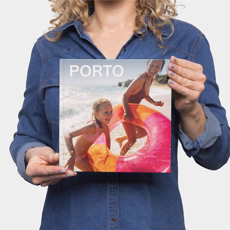 Fotolibro Quadrato Grande - Copertina Rigida | 21x21 cm